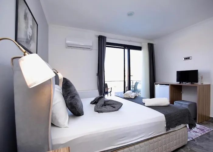 Fontana Fener Oda ve Kahvaltı 2*